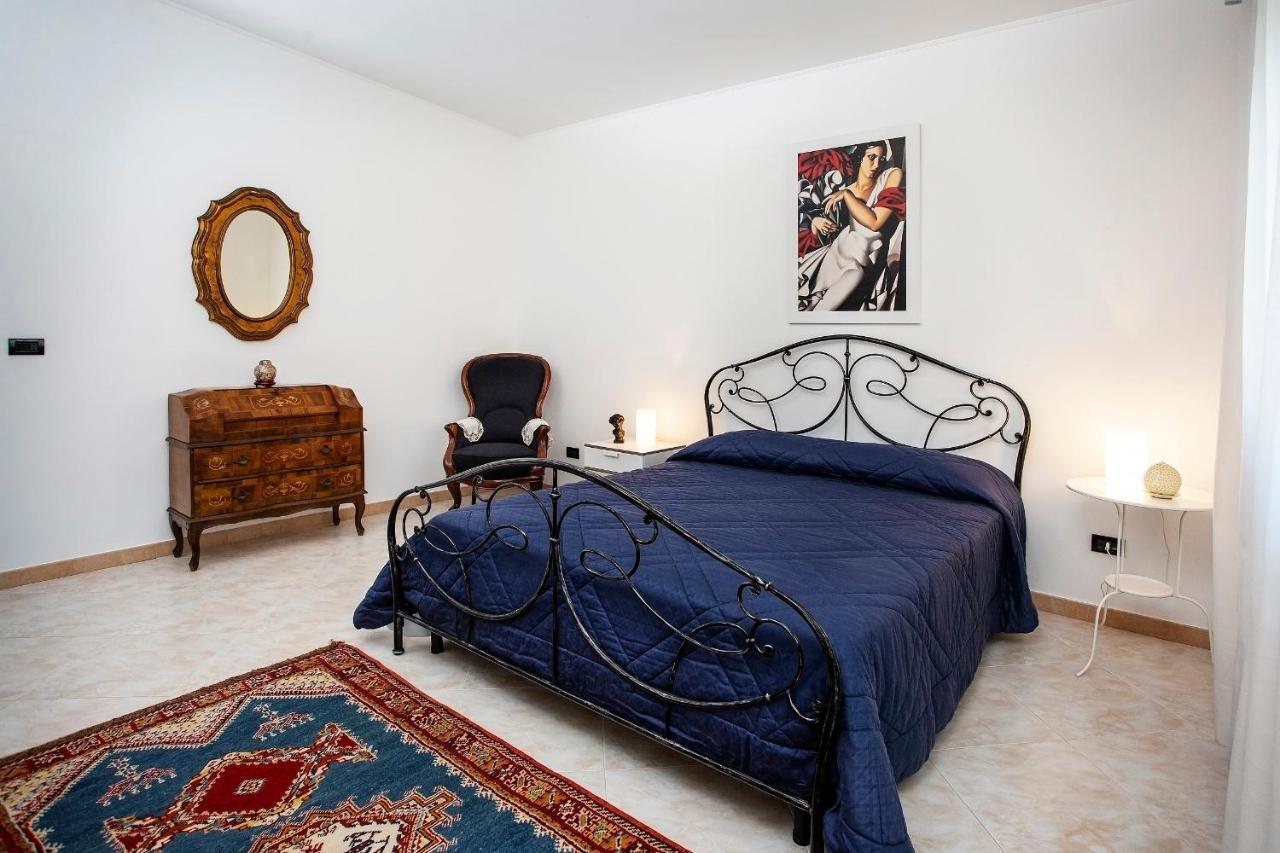 Villa Eva Crispiano Екстериор снимка