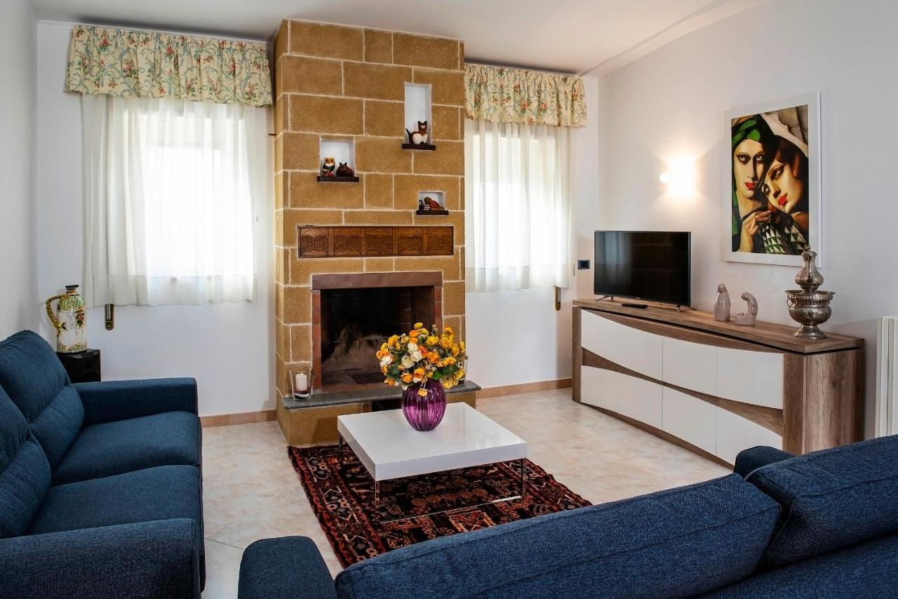 Villa Eva Crispiano Екстериор снимка