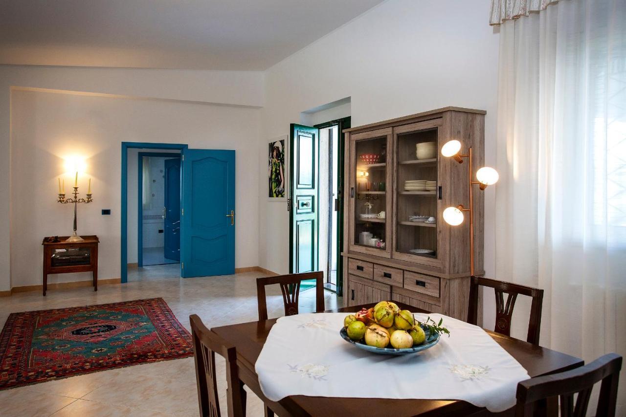 Villa Eva Crispiano Екстериор снимка